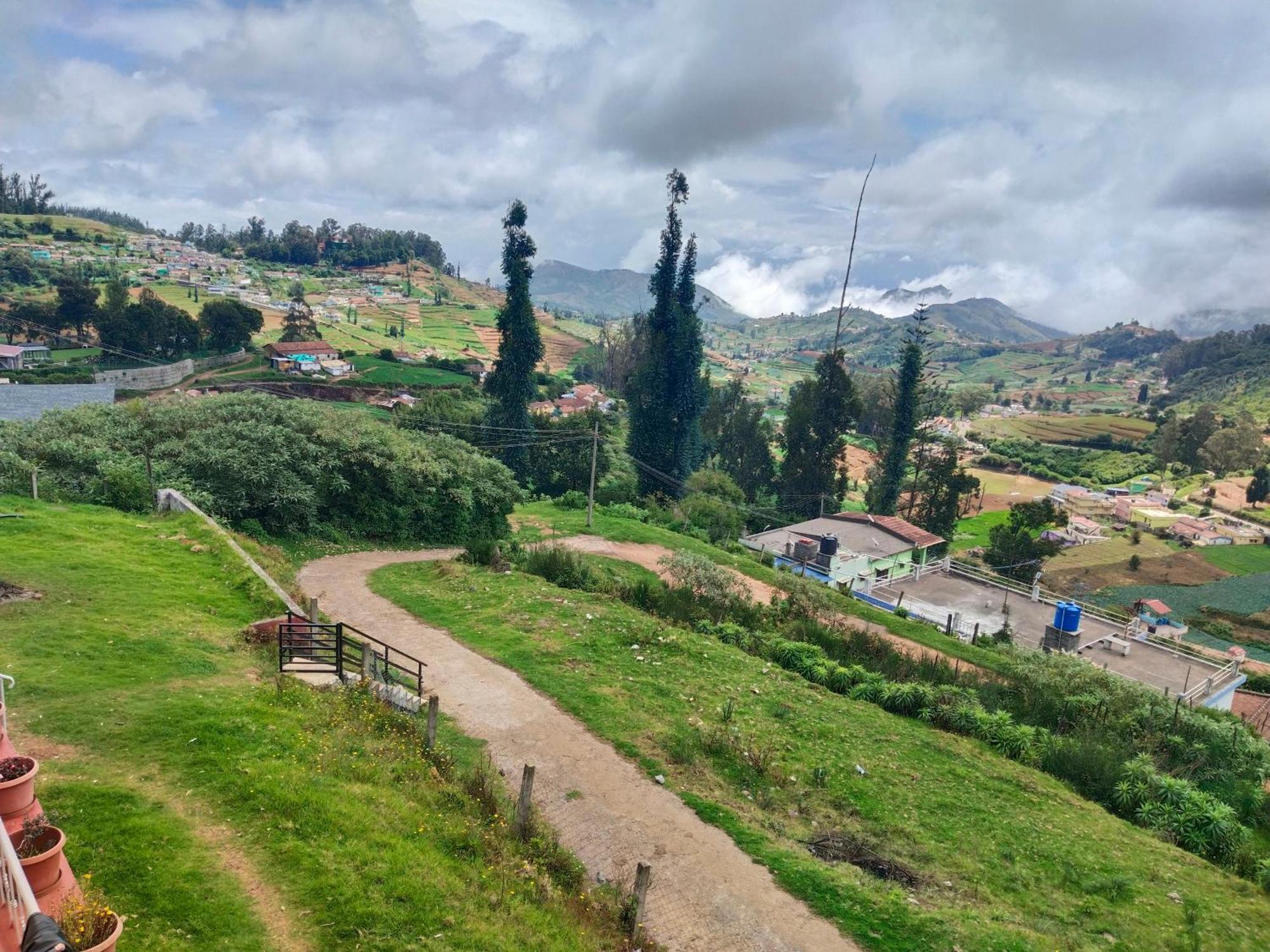 Bs Dreamz Ooty Apartment ภายนอก รูปภาพ